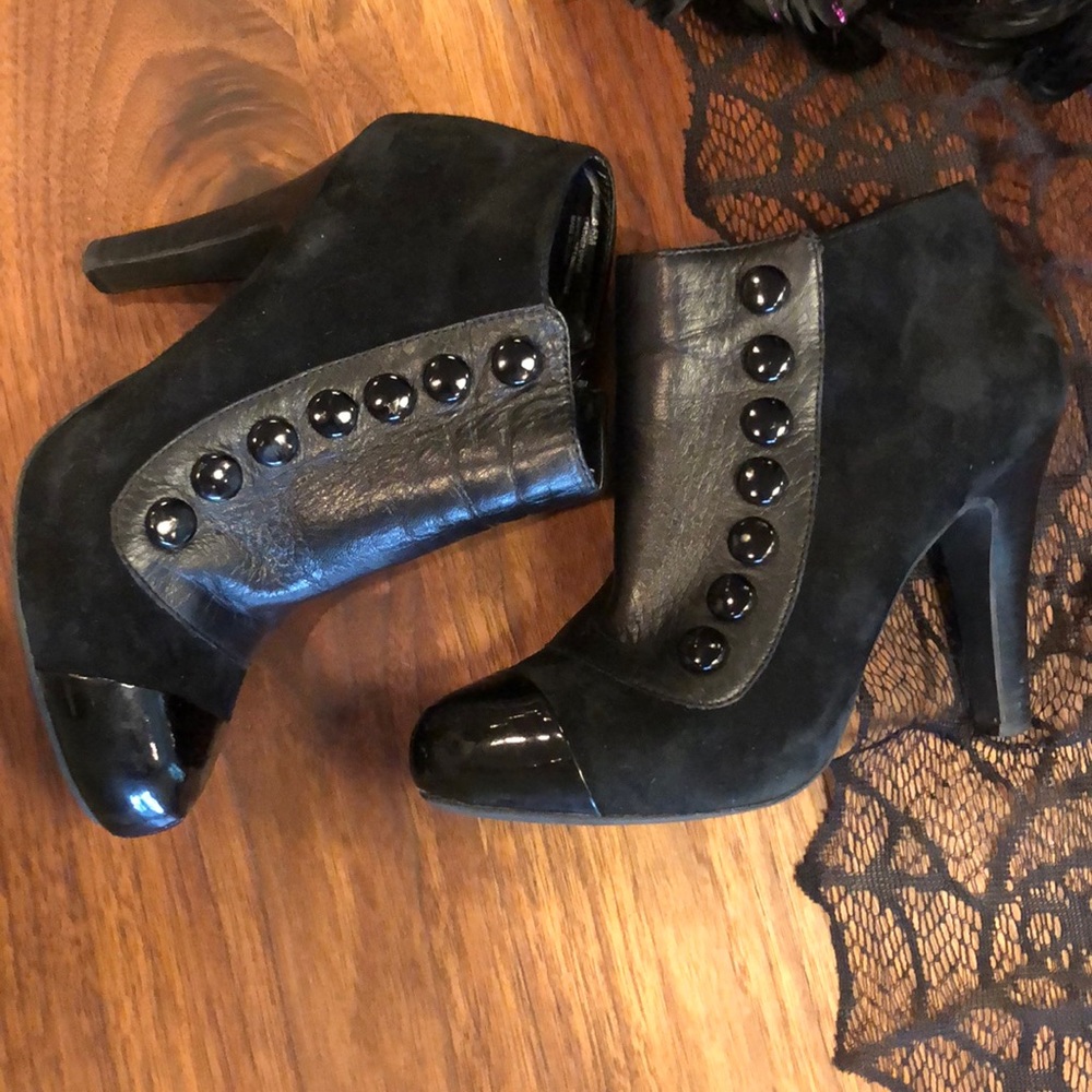 GB Headline Black Booties